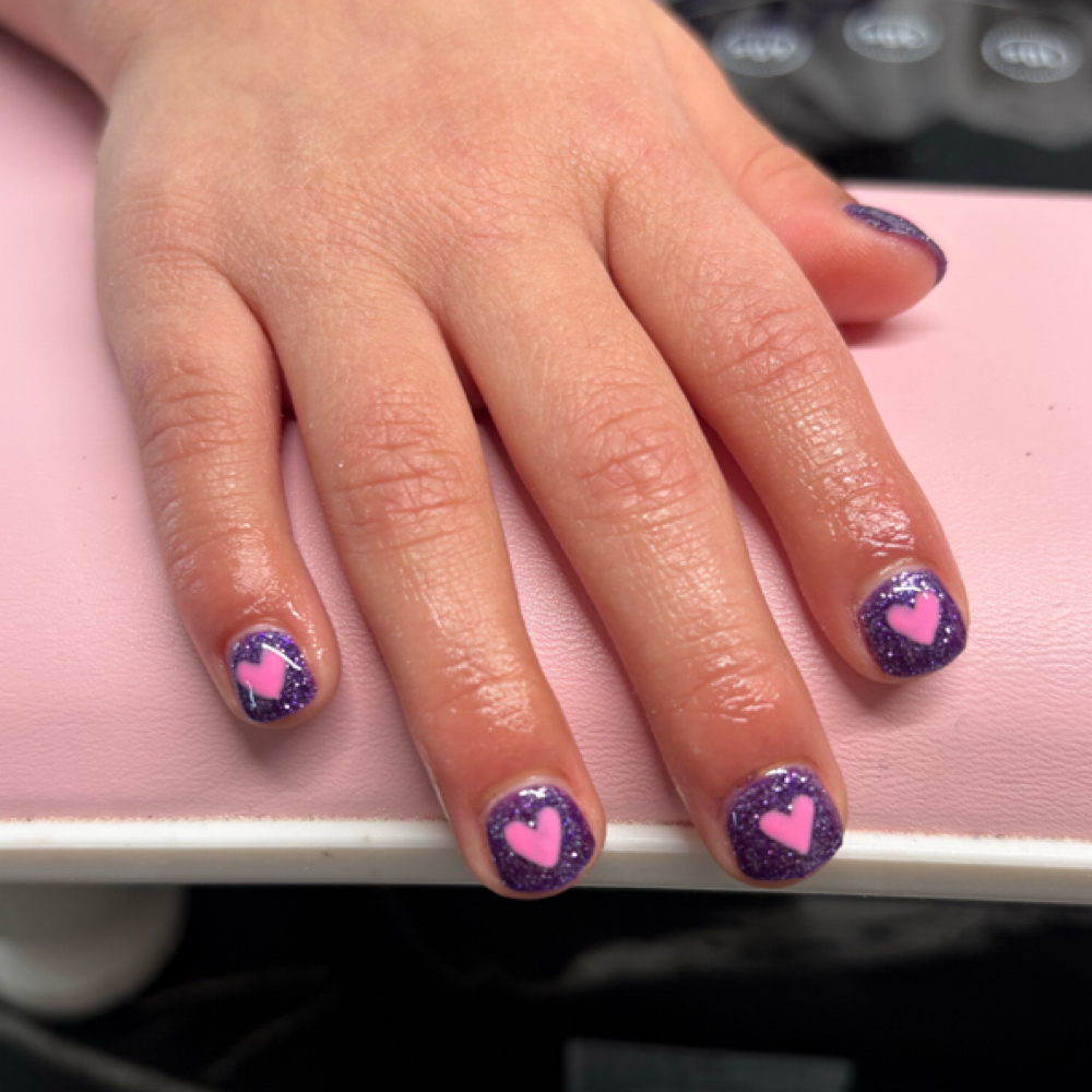 Simple Design Kids Gel Manicure at Modern Mane Salon in Selah, WA