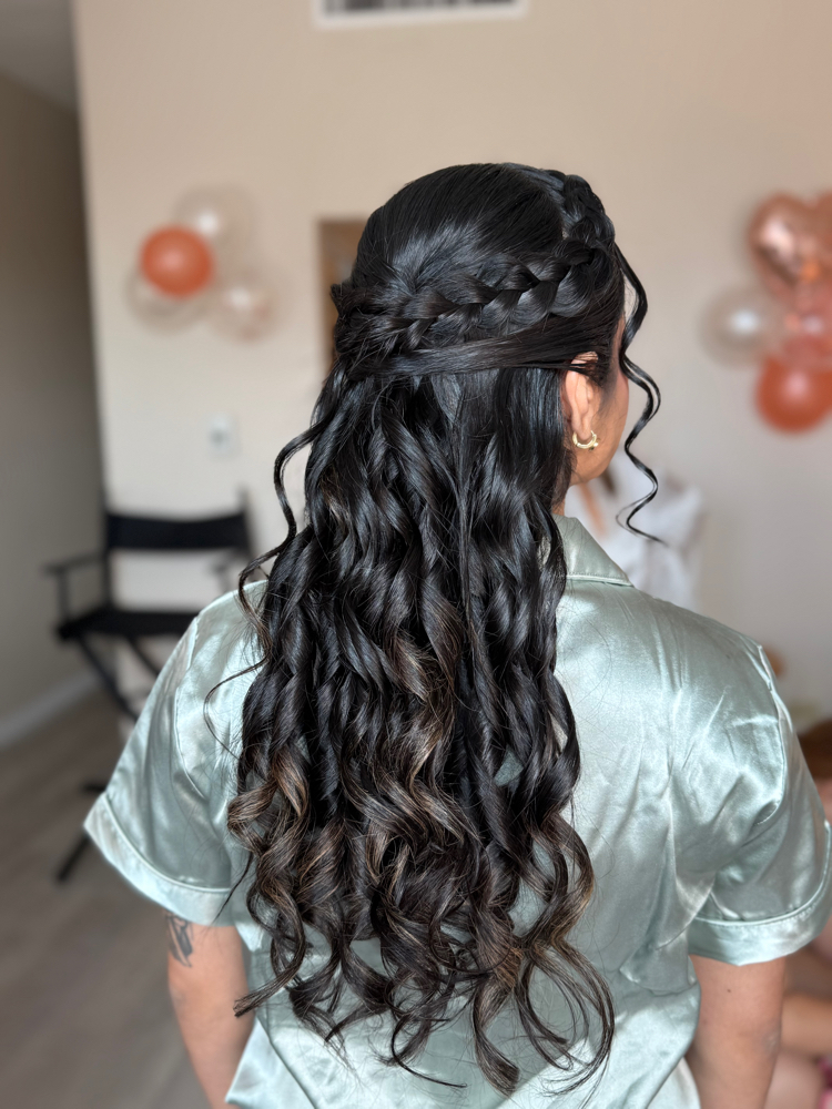 Semirrecogido at Liliana Castro MUA in Carolina, PR