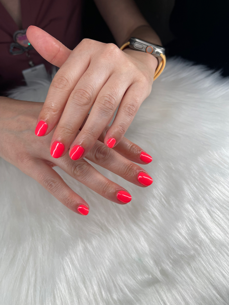Gel polish Manicure