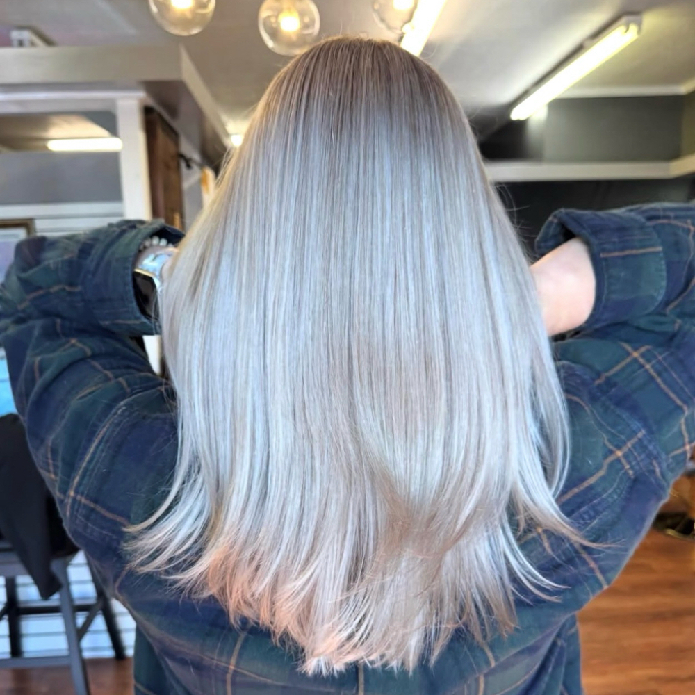 Pearl & Platinum Bleach & Tone at Chloe & Co. in Lincolnton, NC