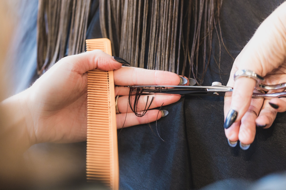 Haircut & Style