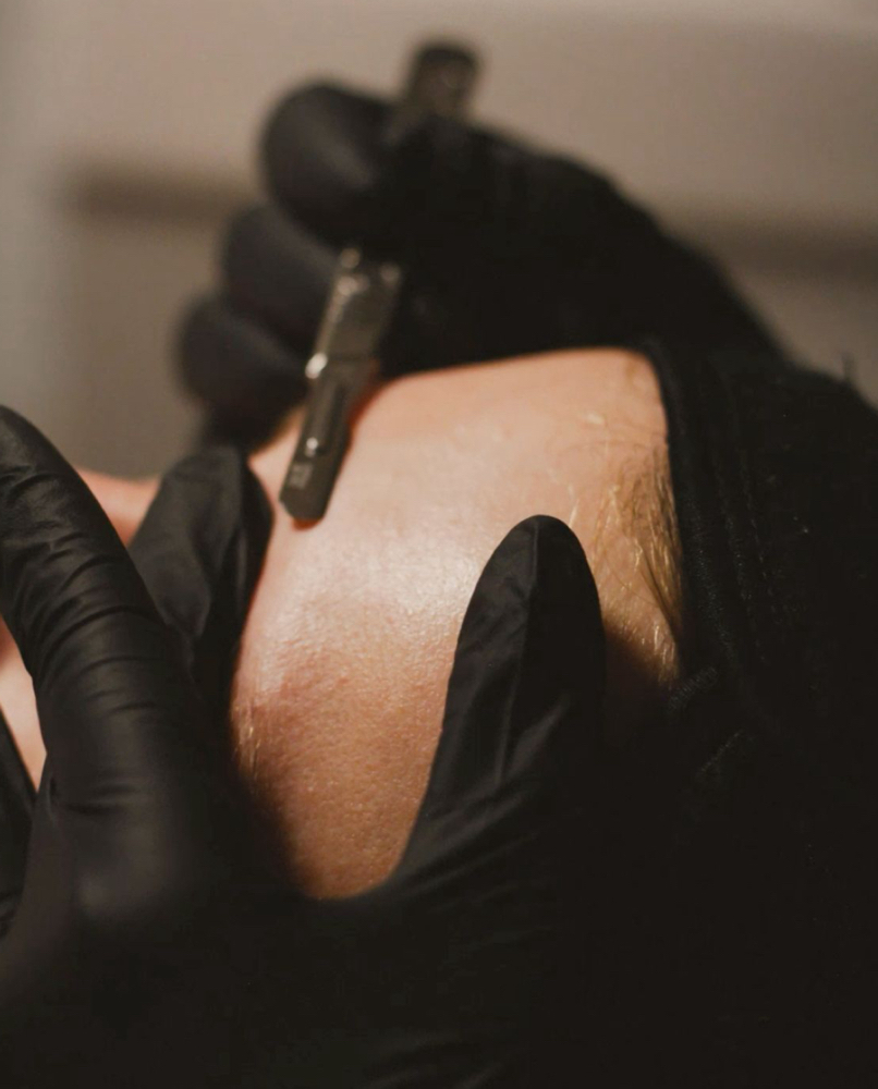 Dermaplane + Facial