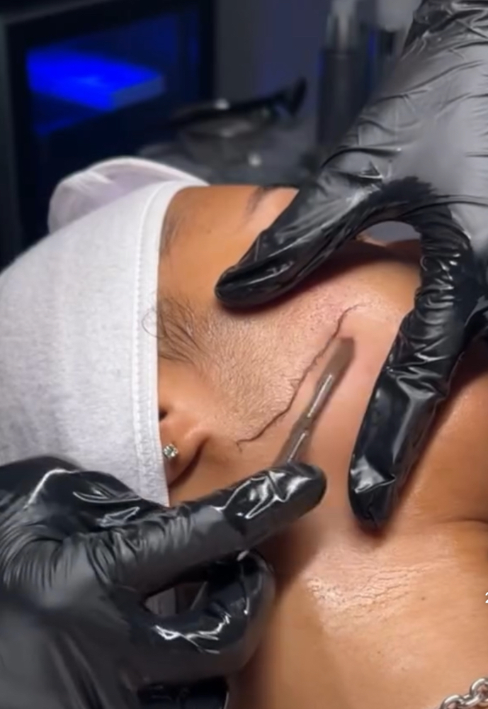 Dermaplane Facial