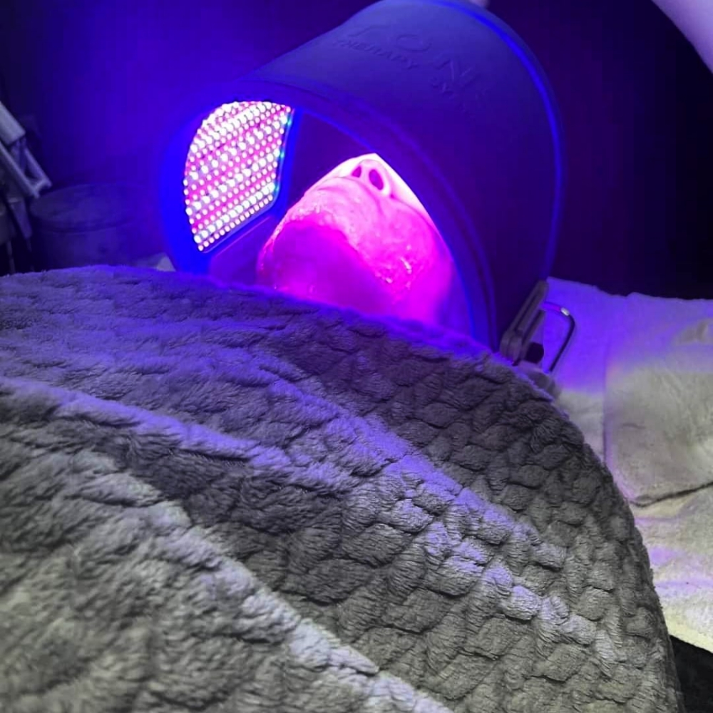 LED Therapy Facial