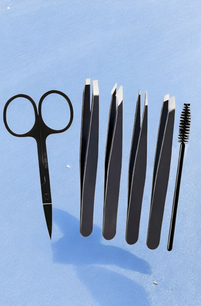 Eyebrow wax