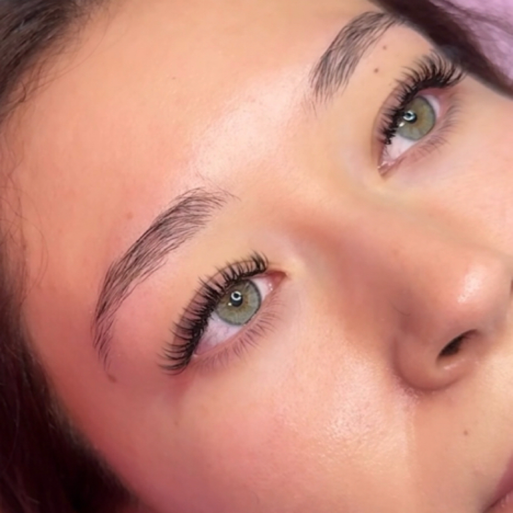 Classic at Lashedbydess._ in Rialto, CA