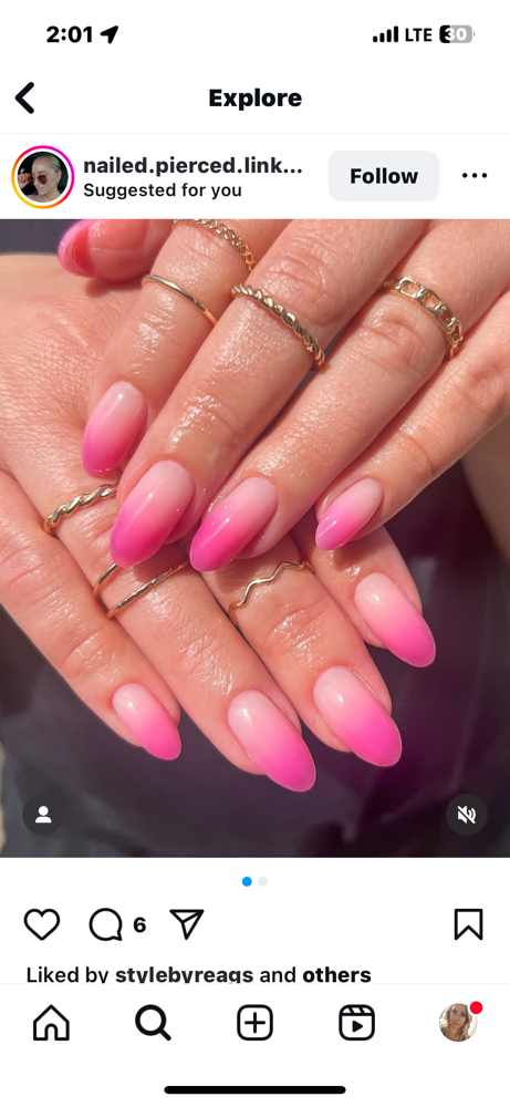 Ombre Tips / Aura Nails