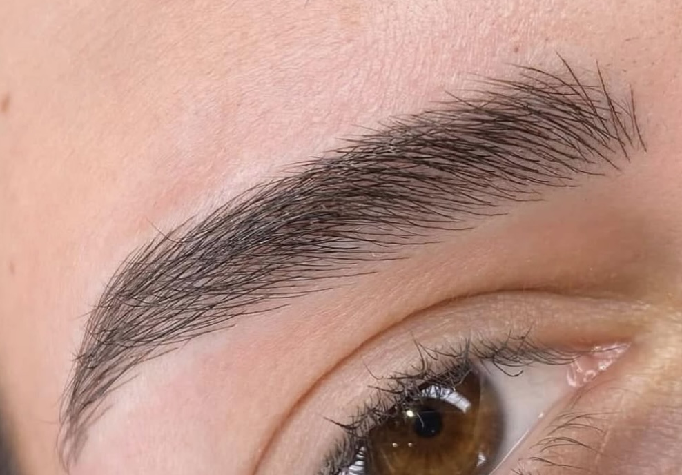 MICROBLADING BROWS