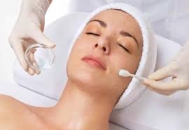 European Facial With Glycolic Peel