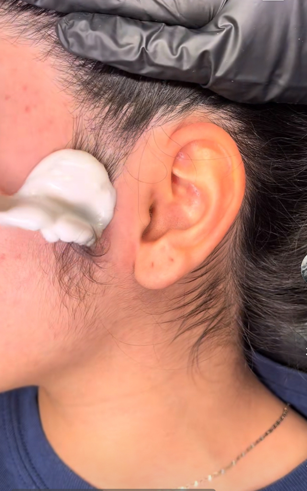 Side Swipe (Sideburn Wax)