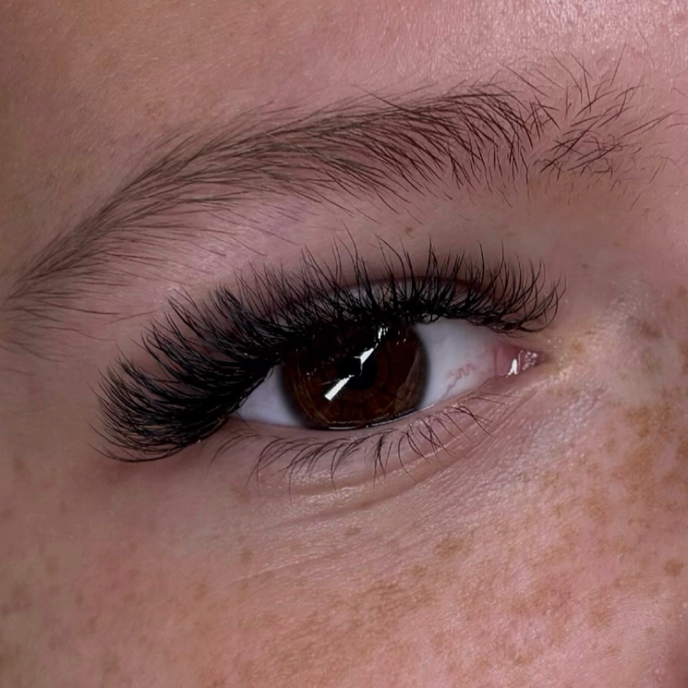 Hybrid Fill at Ethereal Lash Lounge in Springfield, MO