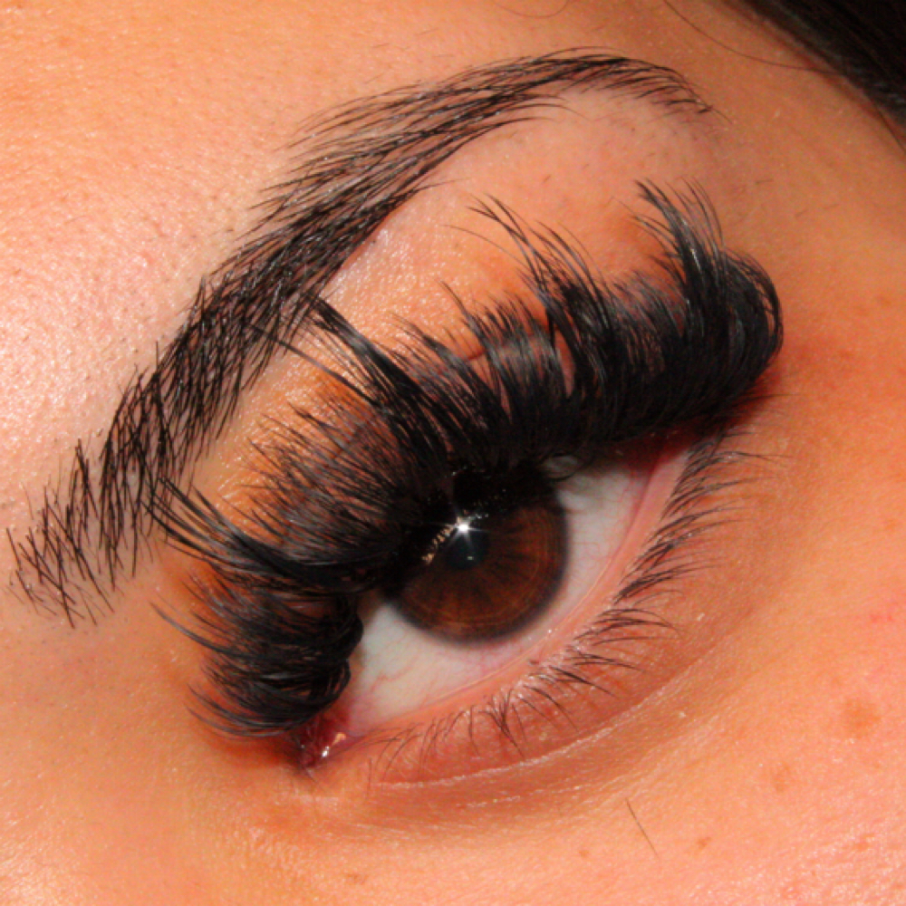 Extended Lash Fill at ARHBeautyyllc in Washington, IN
