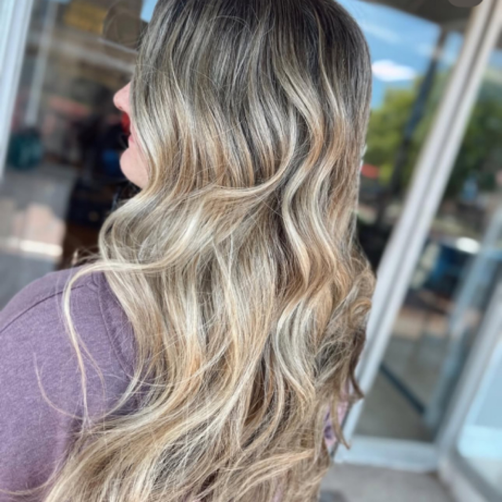 Lived-In Luxe Balayage Experience
