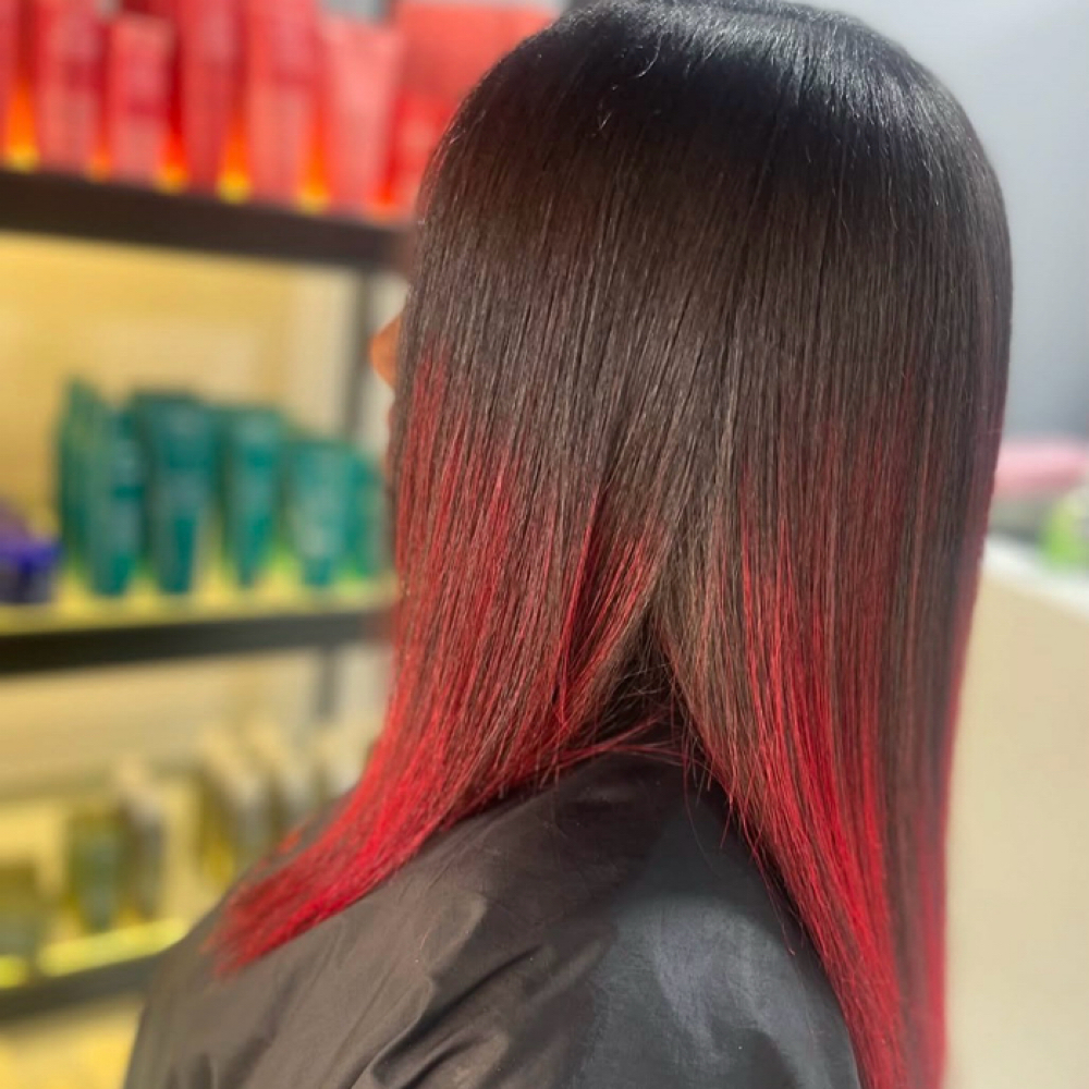 CLASSICSILKPRESS(Educator Stylist) at Texture House Salon in Spring, TX
