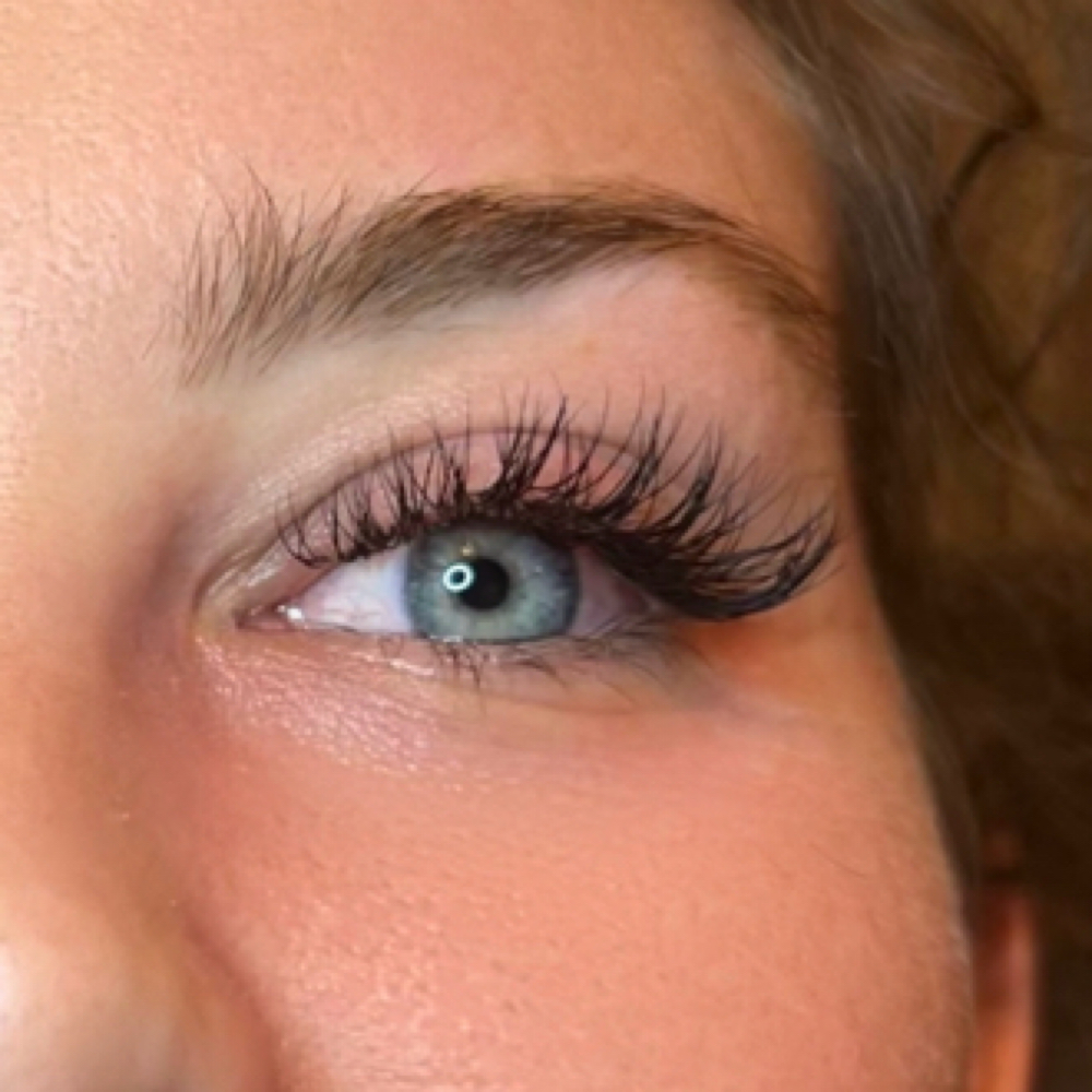 Classic Fill (2+ Weeks) at The Lash Room LV in Las Vegas, NV