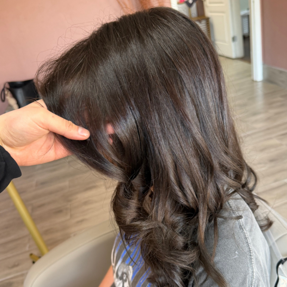 Single Process Root Touch Up at Isabella’s Spa in Gilmer, TX
