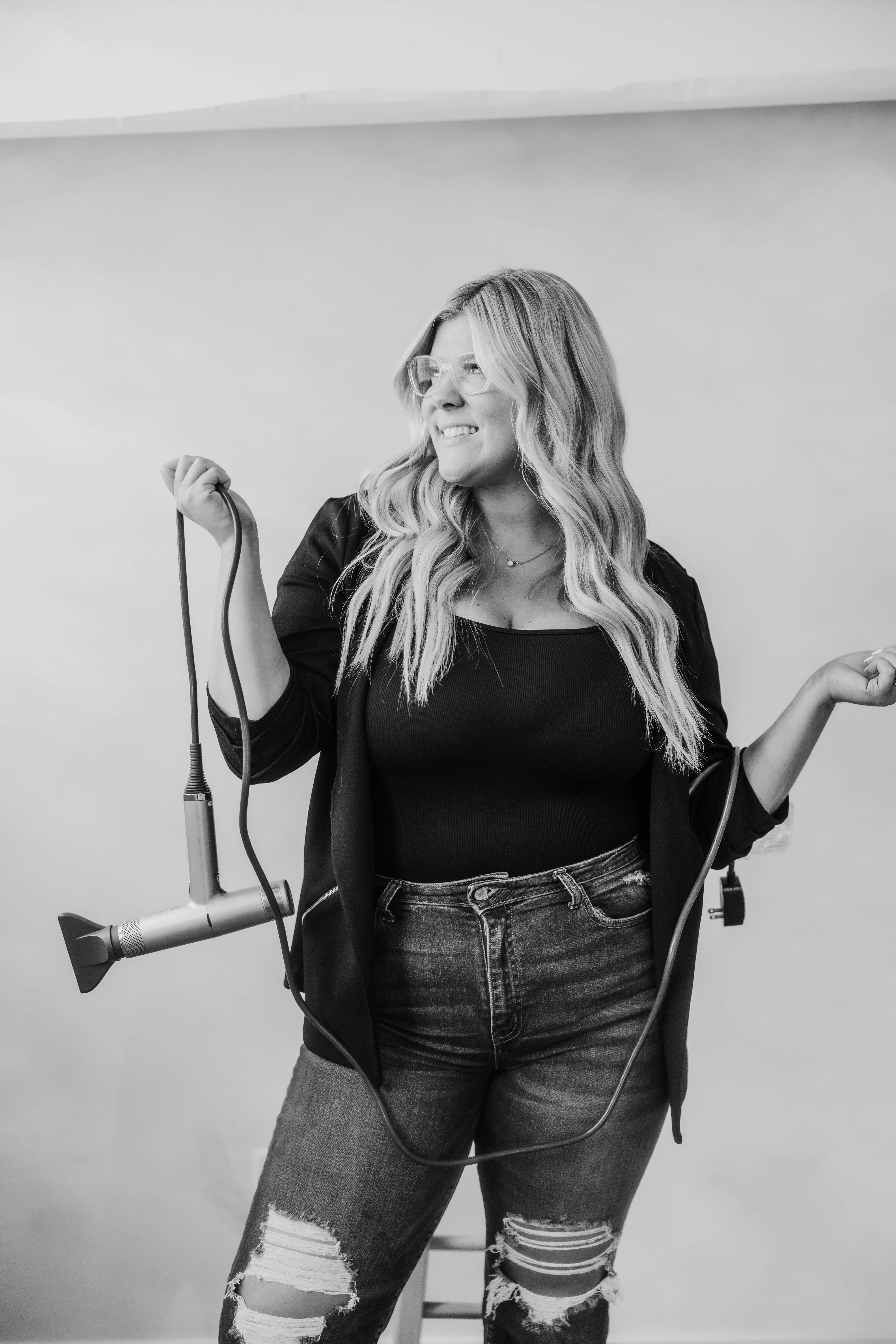 Shampoo & Blowout at Kendra Klunder in Byron Center, MI