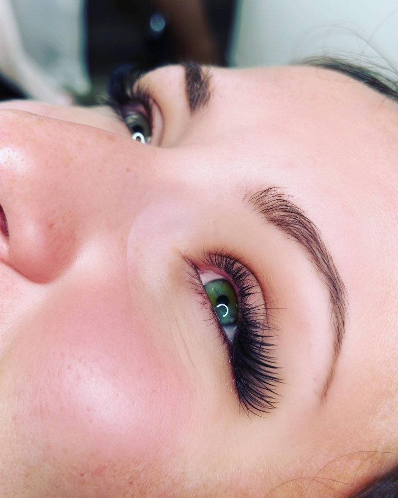 Demi Lashes with Jocelyn