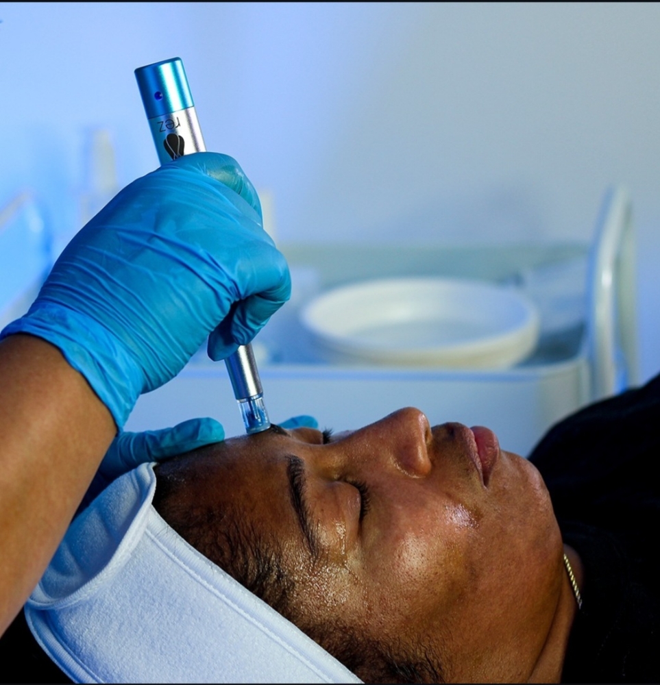 Rezenerate Nanofacial at Majestic Moodz Skincare in Louisville, KY