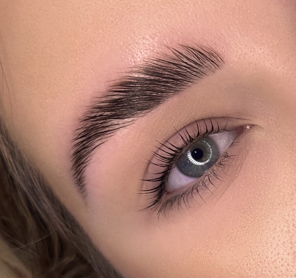 LASH & BROW LAMINATION