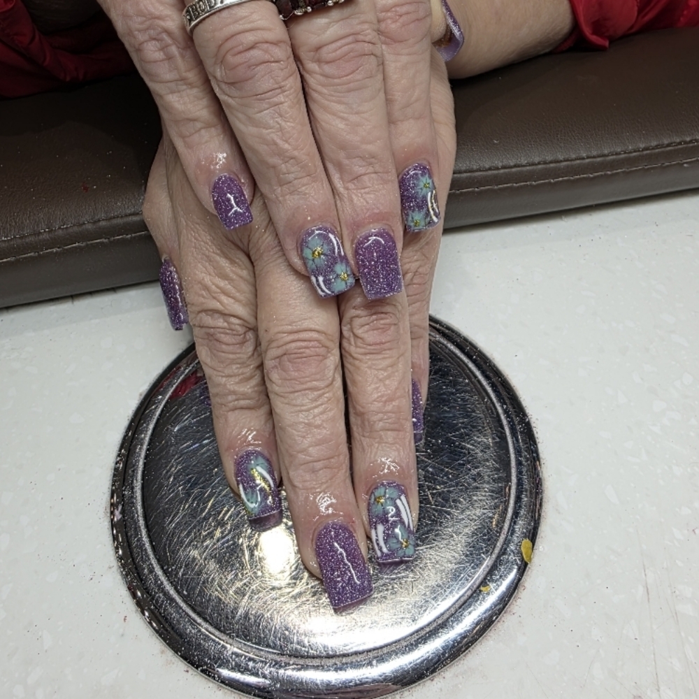 4 Nail Art at MHp Nails in Sandusky, OH