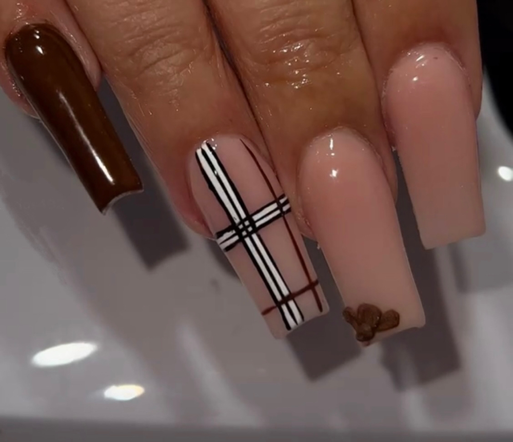 Simple Nail Art