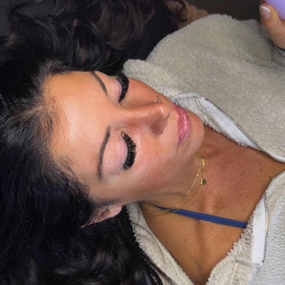 Lash Extension Full Set at Studio 10 Eleven in Fall River, MA