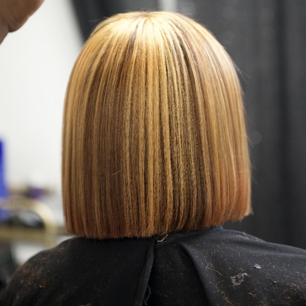 Shampoo Flat Iron at BeJazzed Hair in Baton Rouge, LA