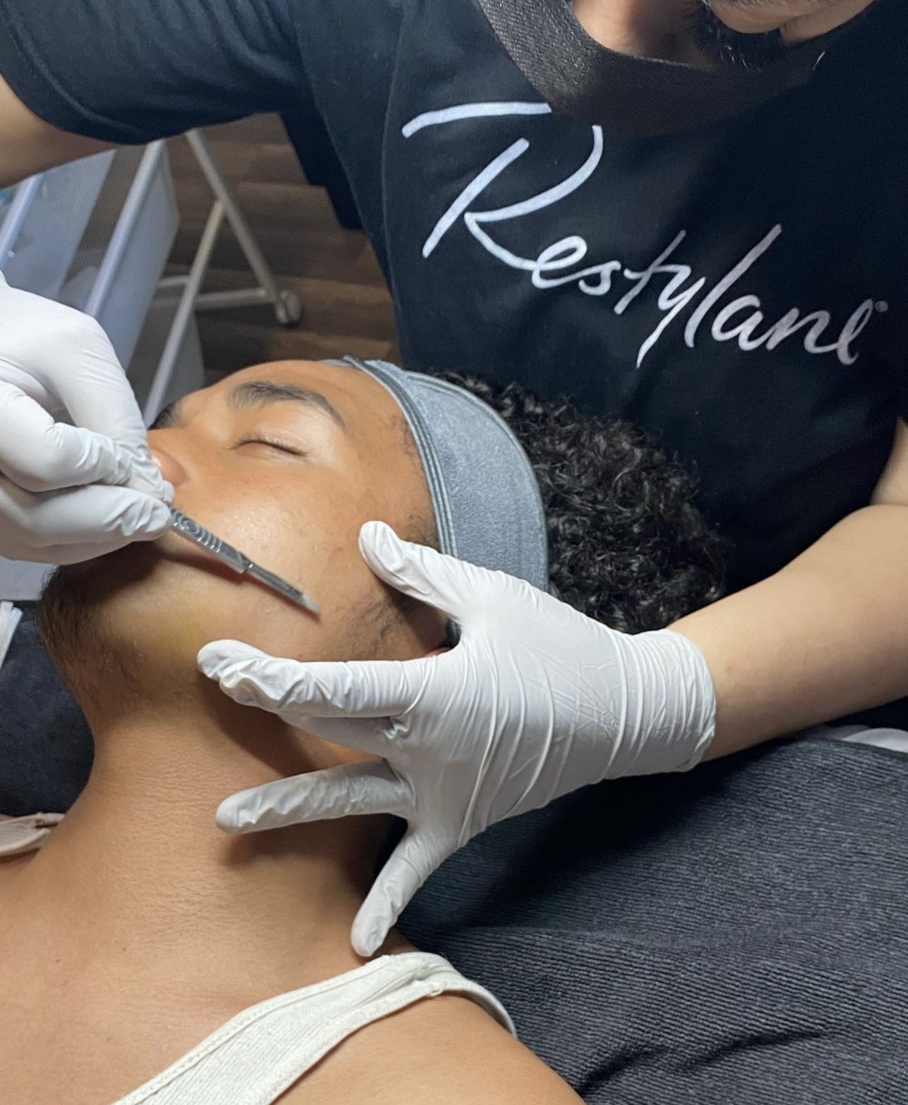 Dermaplane Facial