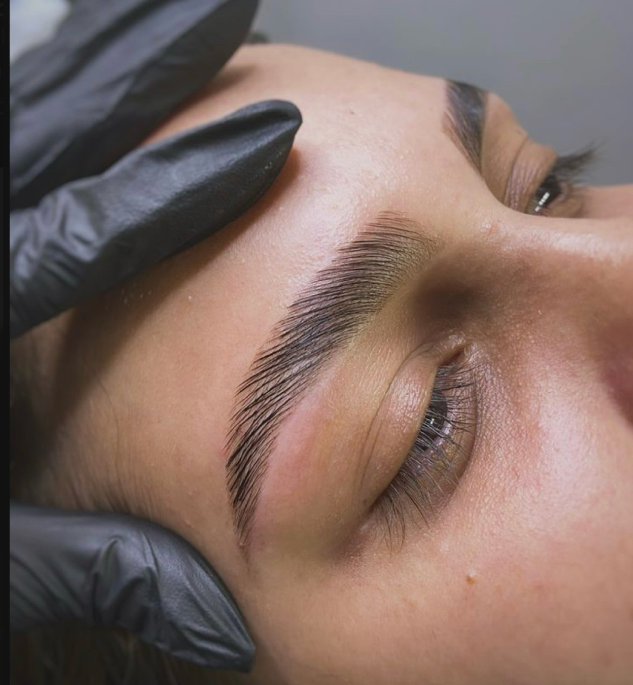 Brow Lamination + Wax