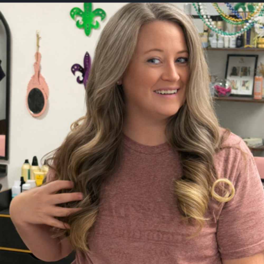 Shampoo Style Long Thick hair at Beachy Blowout Bar & Salon LLC in Gulf Shores, AL