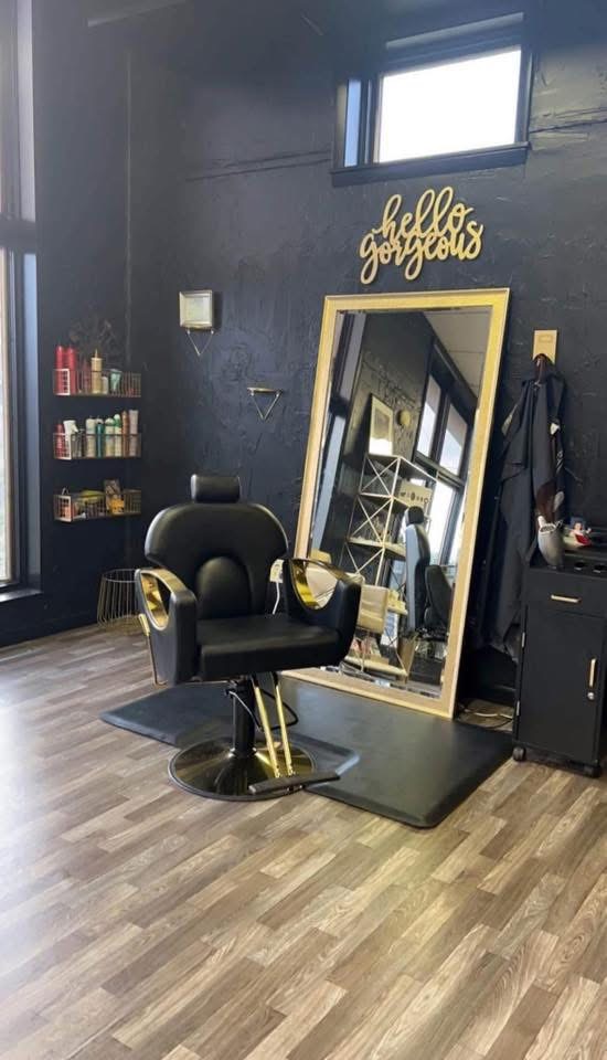 Salon Tour For New Stylist