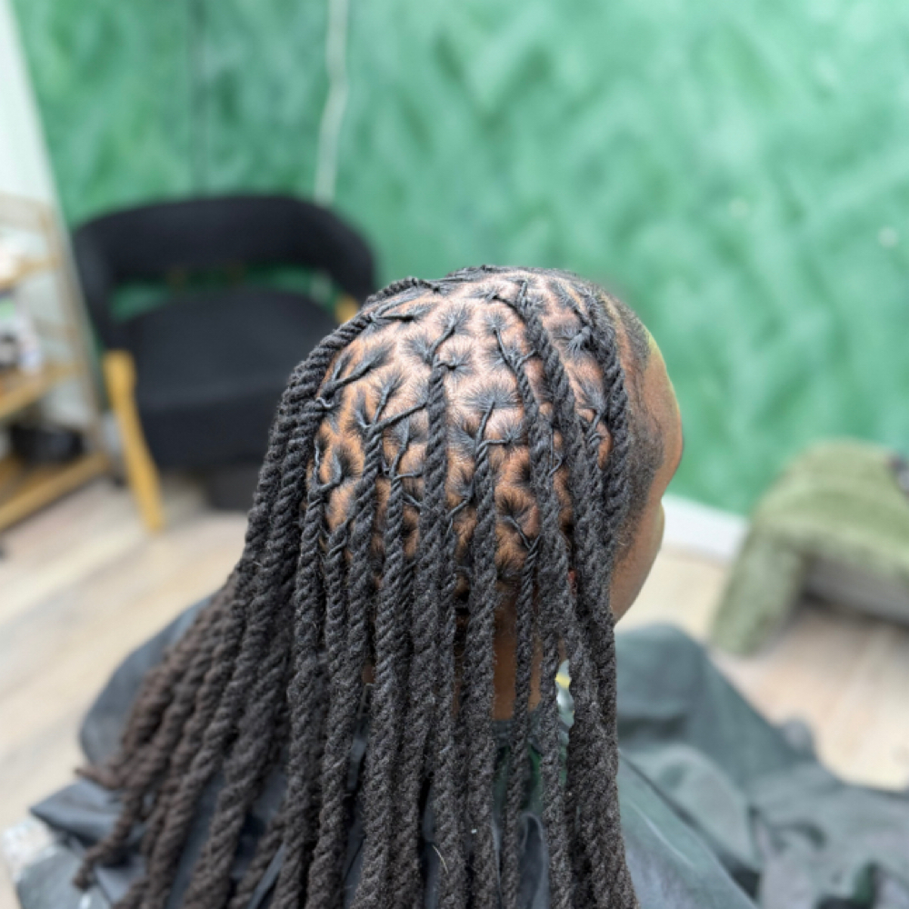 𝐋𝐎𝐂 𝐑𝐄𝐓𝐖𝐈𝐒𝐓 + ᴛᴡɪꜱᴛ ꜱᴛʏʟᴇ at Inner G Loc Studio By Liaa A’Monet in Aurora, CO