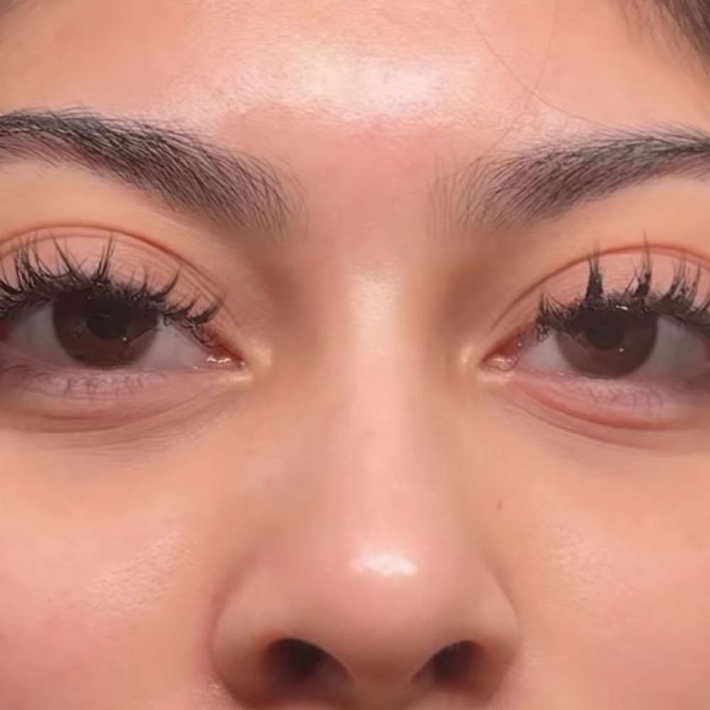Mya (lash  Extensions ) at Brow’s By Anna permanent make up studio& Brow design in Illinois, IL