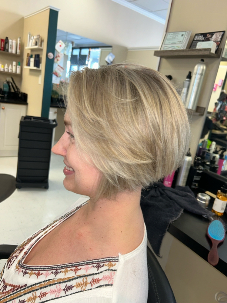 Shampoo/Cut /Style