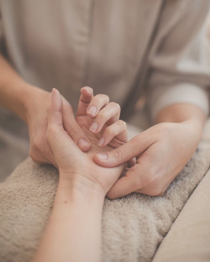 Spa Shellac Manicure