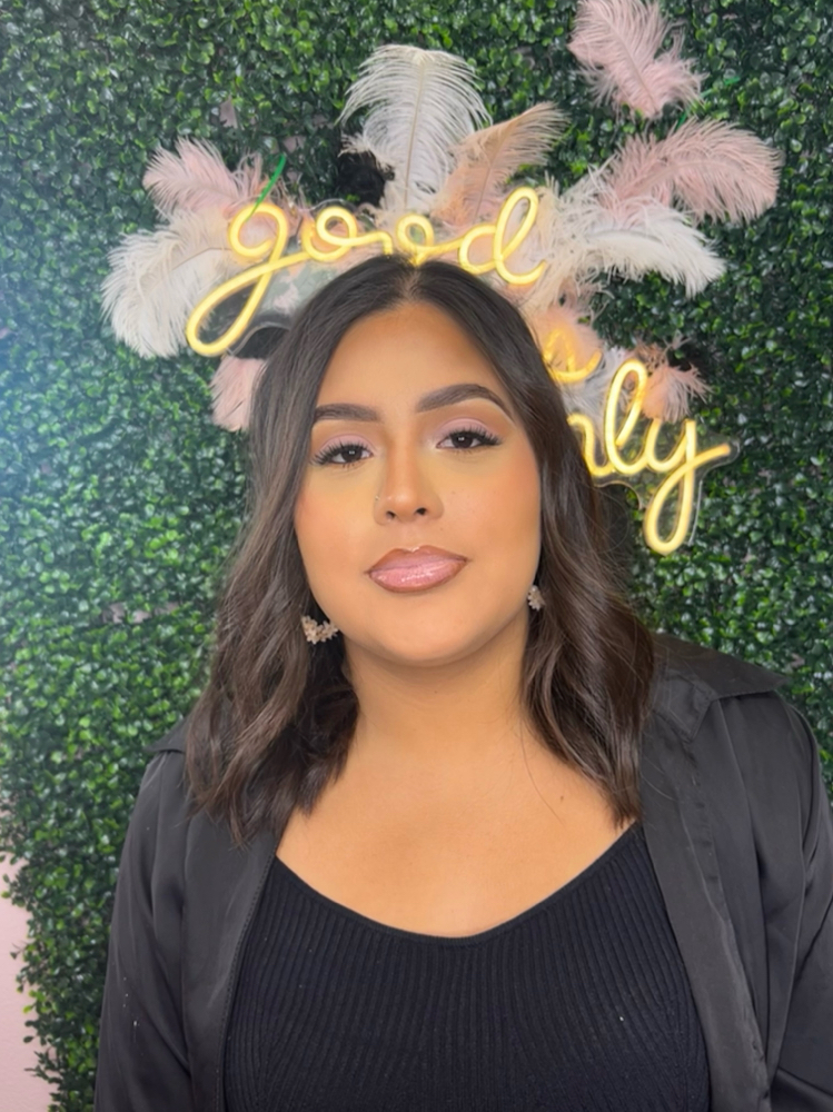 Doll face soft glam