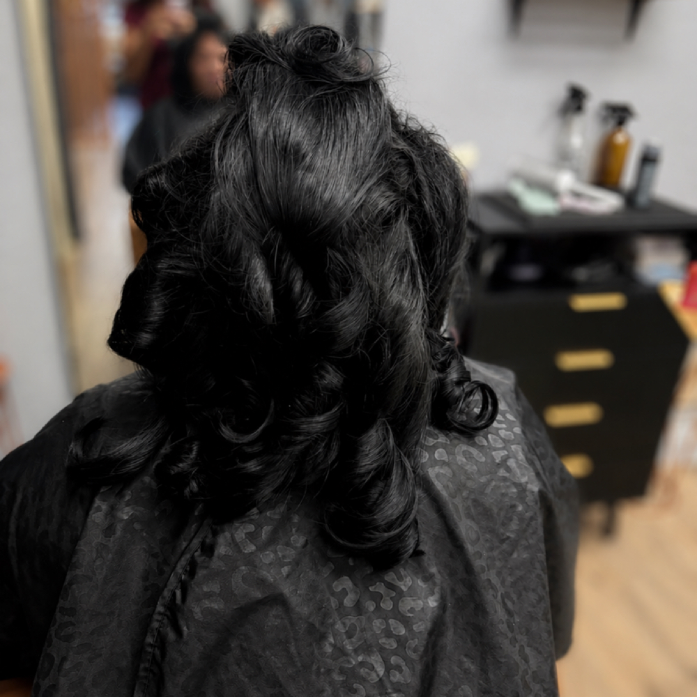 Blowout at GYPSY HAIR COMPANY in Greeley, CO