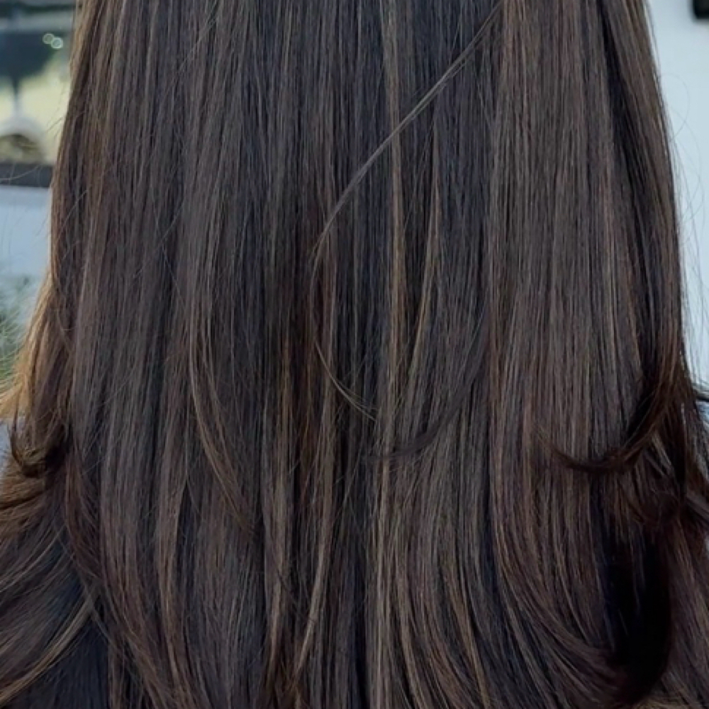 Custom Color Consultation at Haines City Head Spa in Davenport, FL