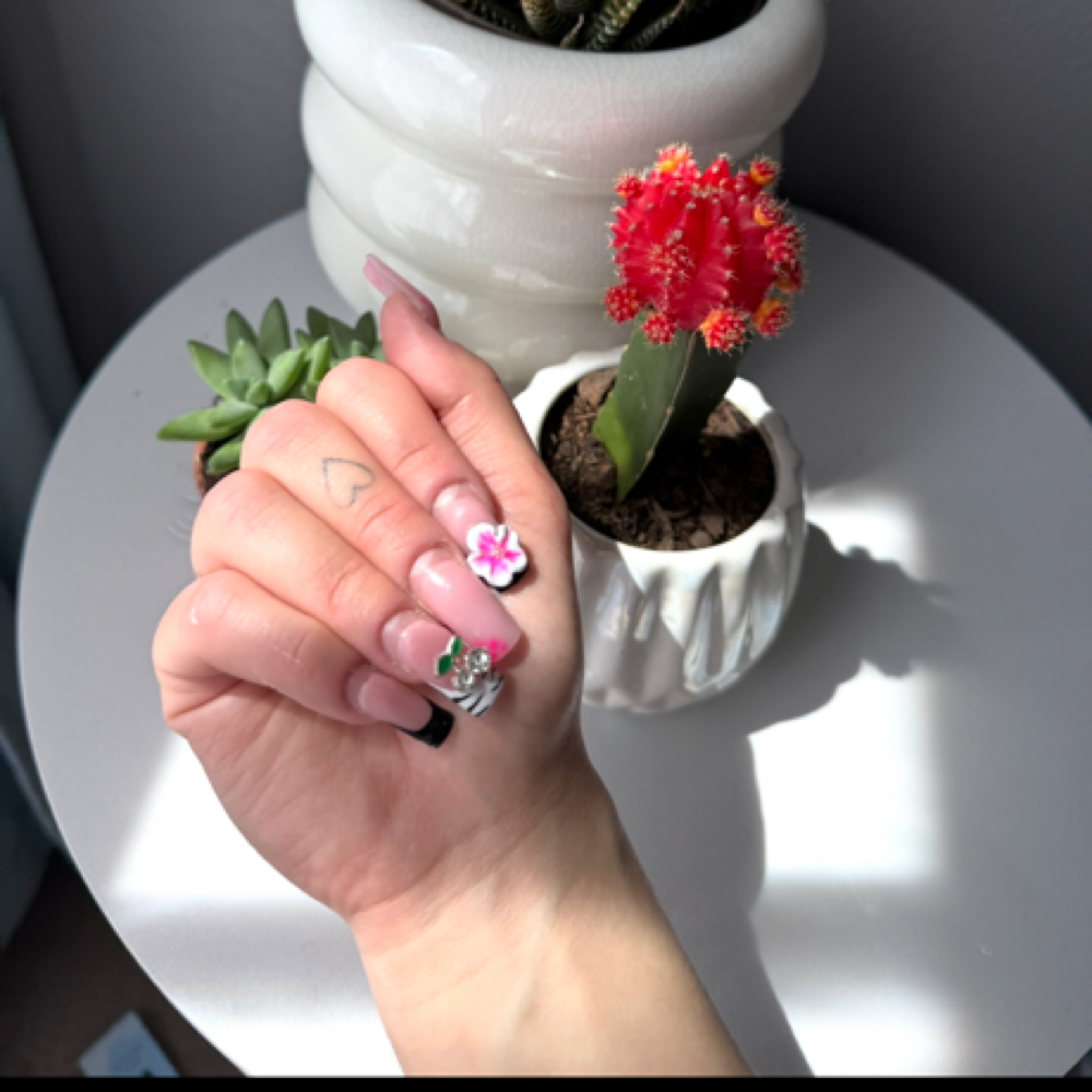 Soak Off at JuJubeesnails in Albuquerque, NM