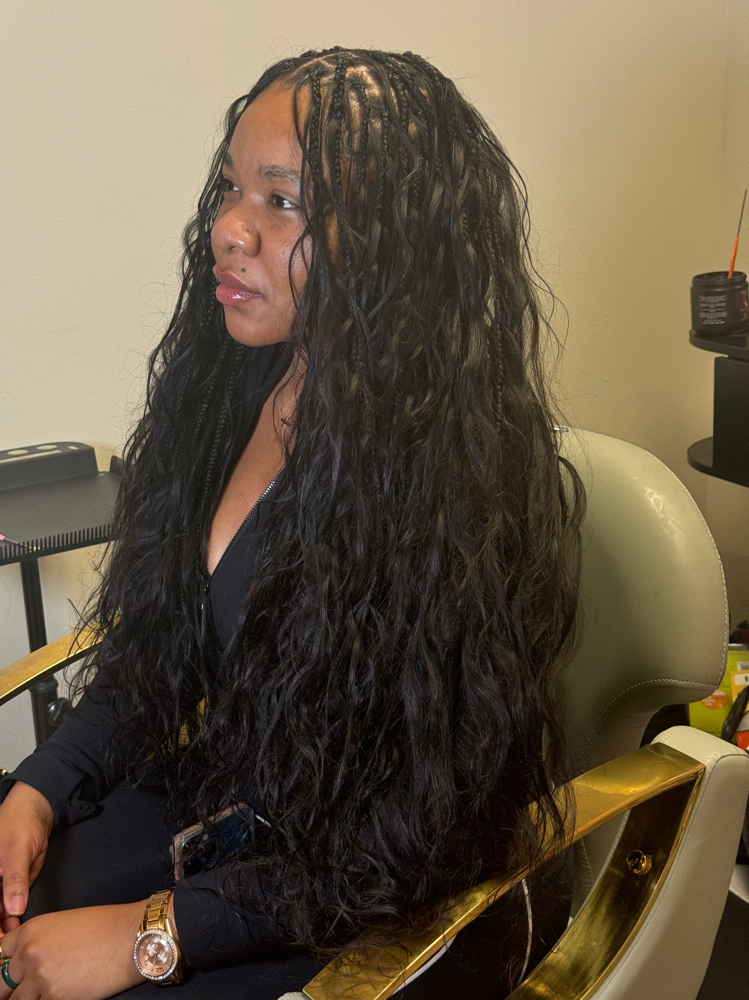 Small knotless braids