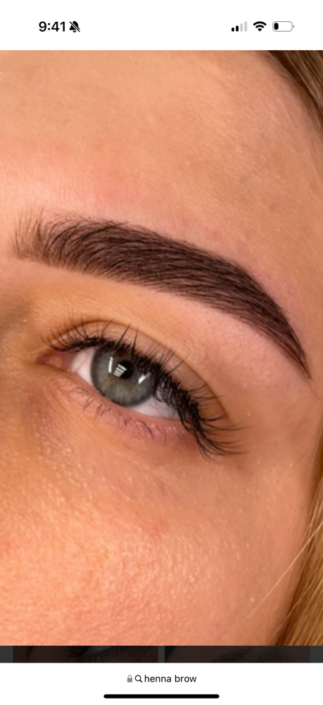 Eyebrow Wax & Stain