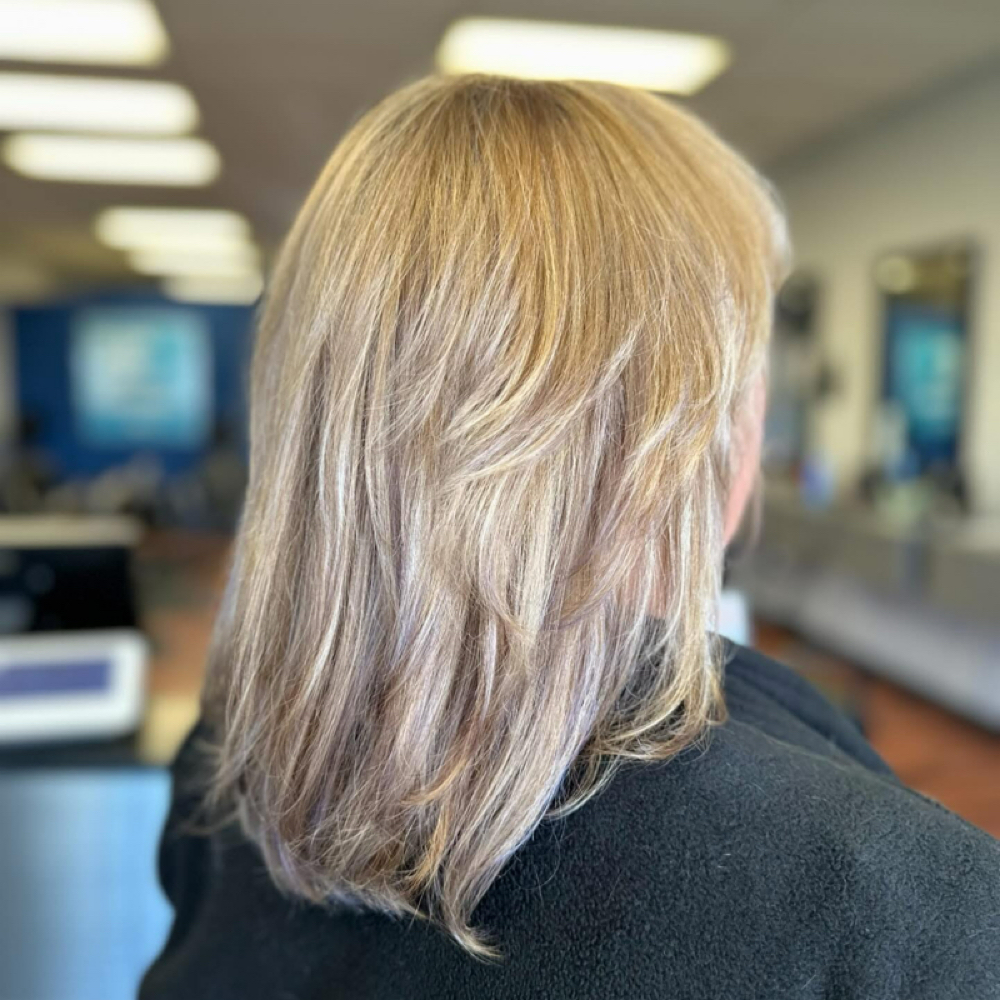 Highlight Services at Hair by Anna Marie in Warren, OH