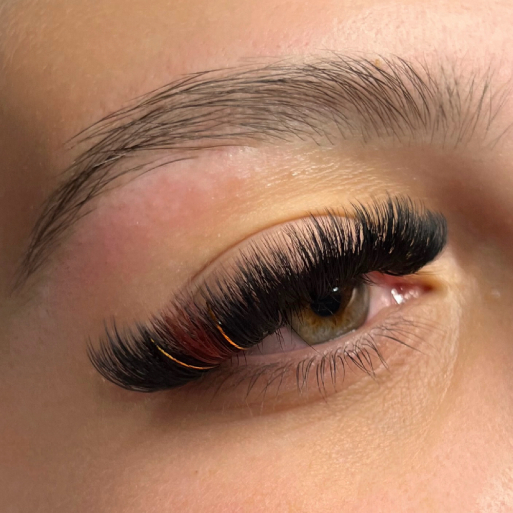 Bambi Set | Volume at Nizhóní Lashes in Colorado Springs, CO