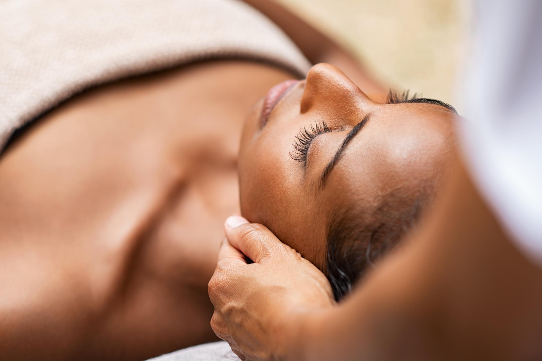 Anti -Aging  Facial