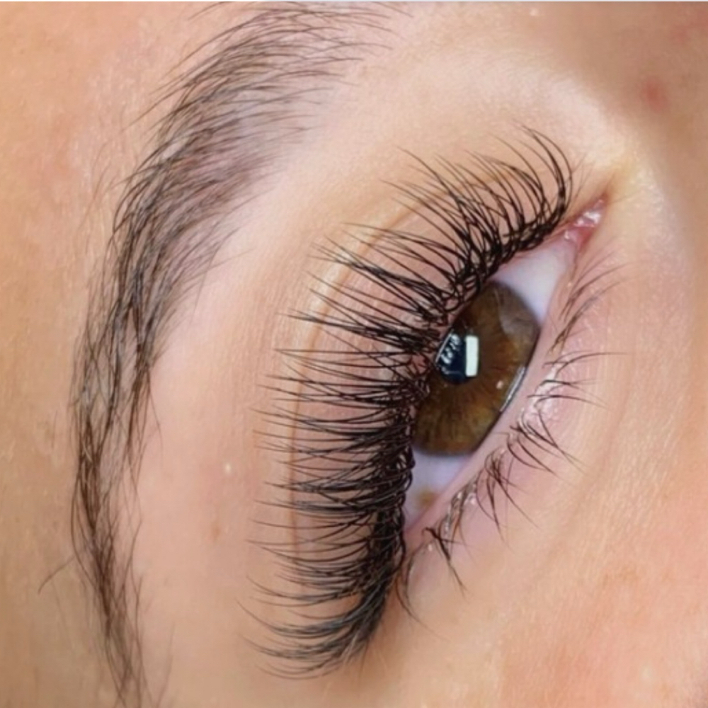 Classic Lash Extensions at BEAUTY SPOT in Jacksonville, FL