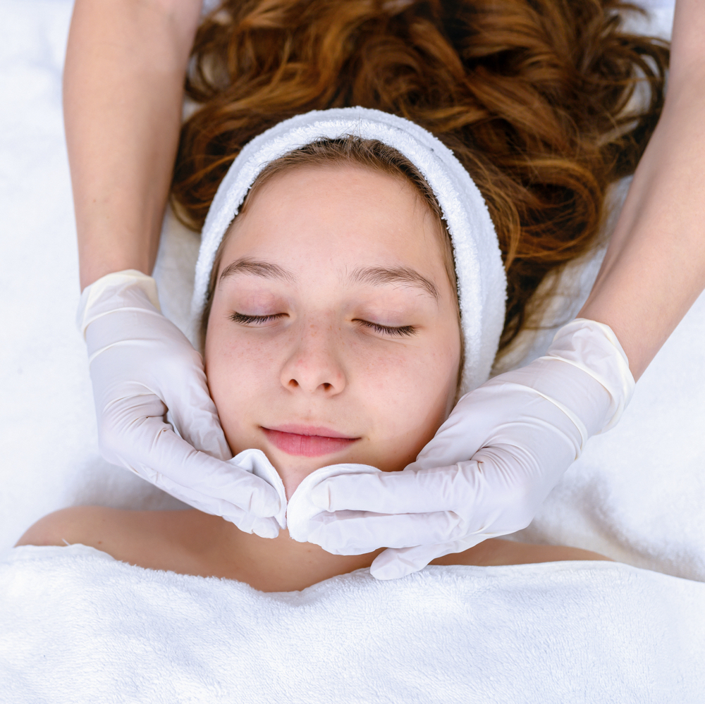 Teen Clear Facial (Ages 13-18)