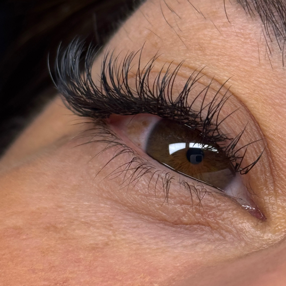 Natural Lash Set at EJ LASH AND BEAUTY LLC in Silver Spring, MD