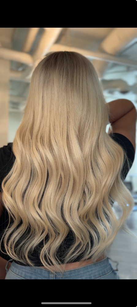 Bleach & Tone Retouch 4-6 Weeks