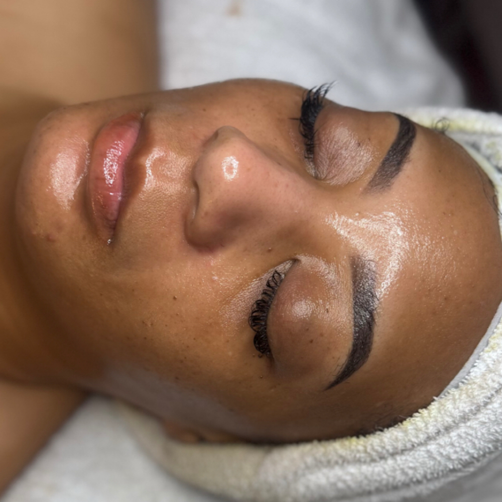 Oxygen Revival at Skin Pretty Med Esthetics in Private Suite, MO